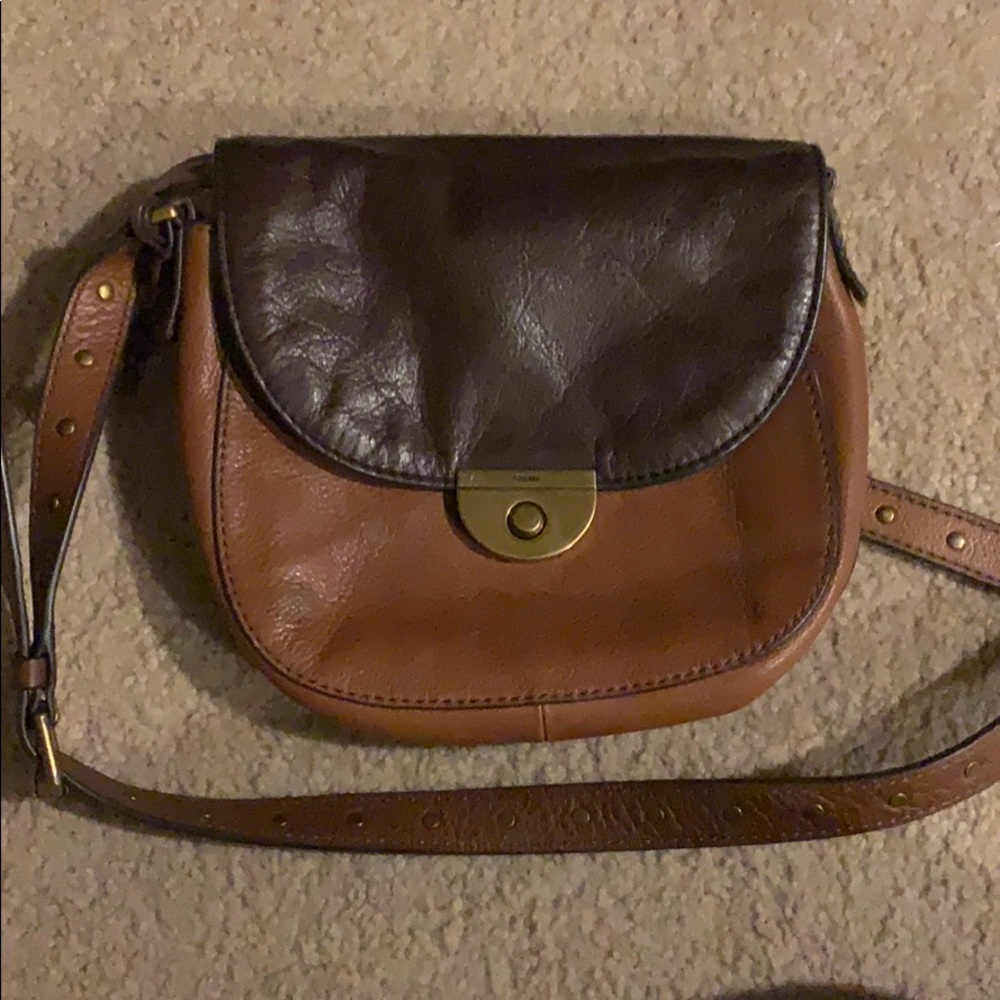 Fossil satchel